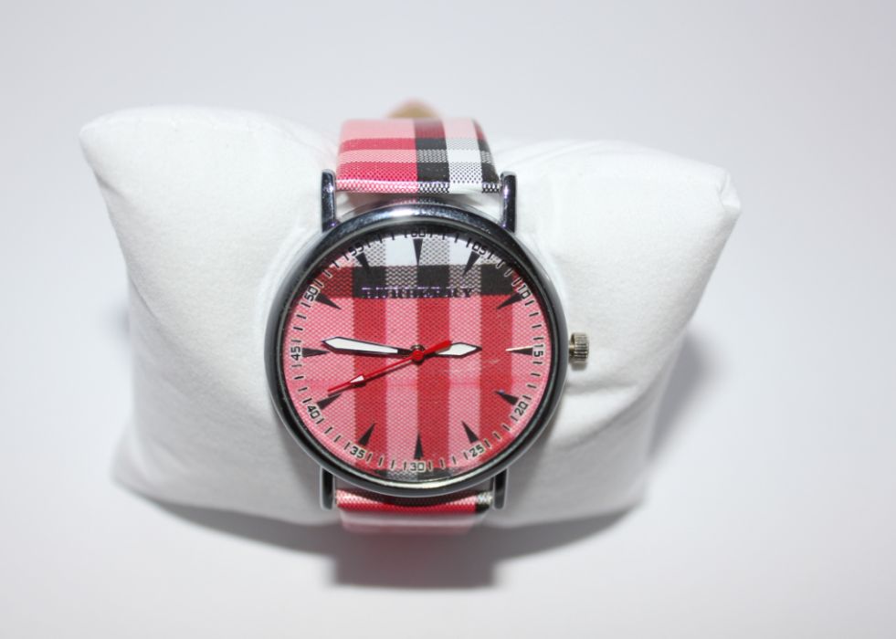 burberry red watch