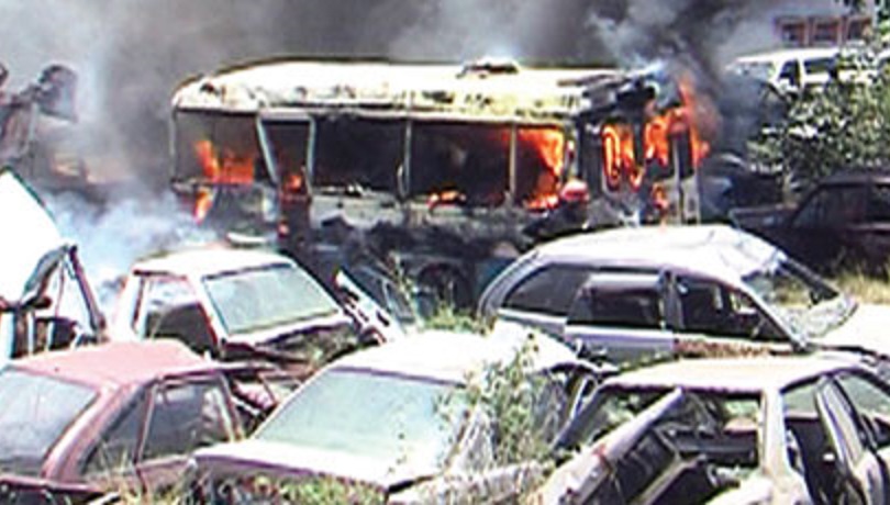 clubofmoz_05012016_firebus