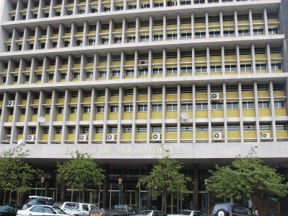 clubofmoz_dollars_bankofmozambique