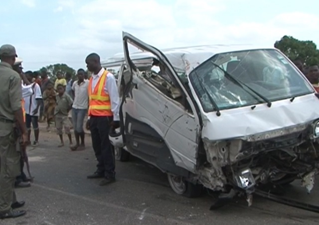 mieze_minibus_accident_cabo_delgado