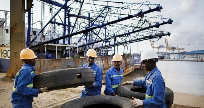 Mhoje_beiraportworkers_photo_jpg