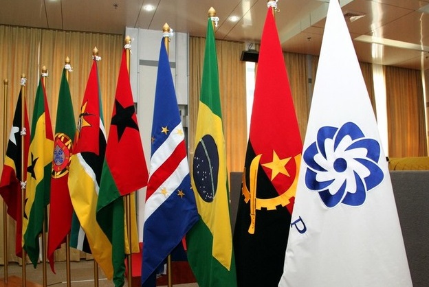 Mhoje_cplpflags_photo_jpg