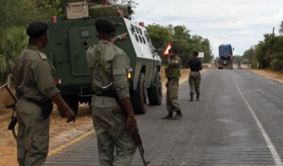 Mhoje_policemoz7_photo_jpg