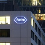 The logo of Swiss pharmaceutical company Roche is seen at a plant in the central Swiss village of Rotkreuz November 6, 2013. REUTERS/Arnd Wiegmann/Files