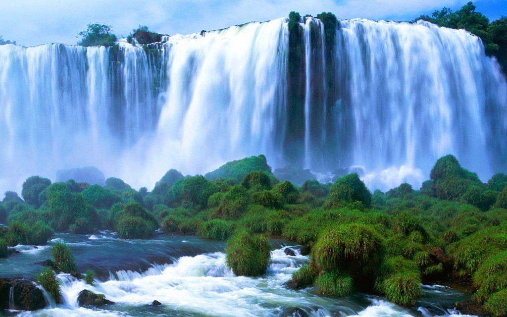 File:Mota Bandeira, waterfalls in Atsabe.jpg - Wikipedia