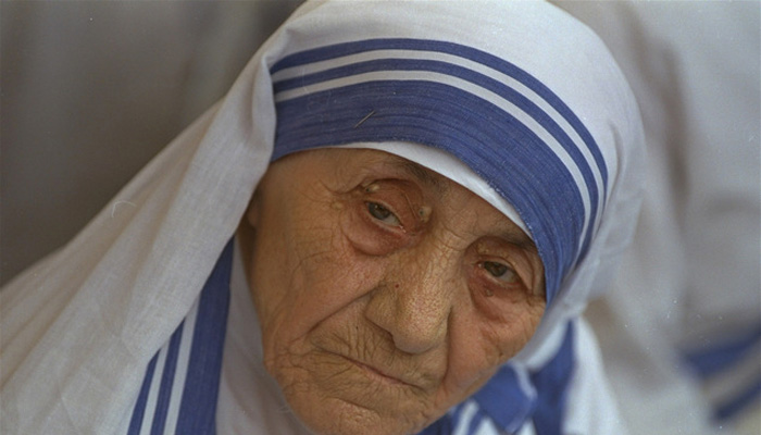 Mhoje_mothertheresa_photo_jpg