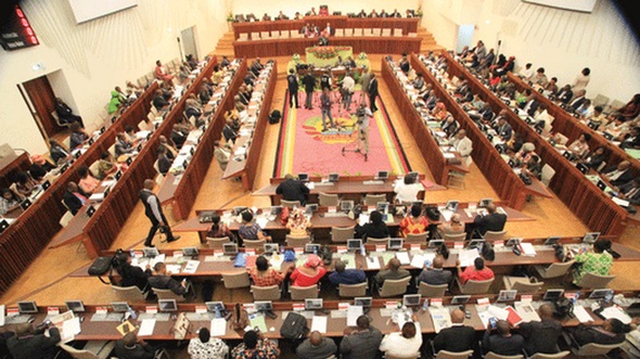 Mhoje_parliament1_photo_jpg
