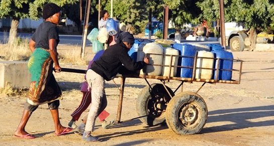 Mhoje_waterchokwe1_photo_jpg