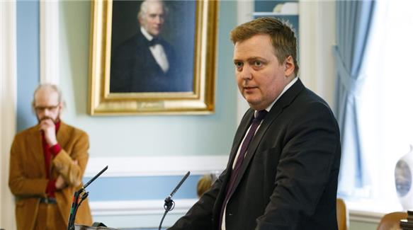 Mhoje_icelandpm_photo_jpg