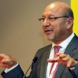 South Africa's  Trevor Manuel addresses an event at the Investing in Africa Mining Indaba in Cape Town February 6, 2012.    REUTERS/Mike Hutchings