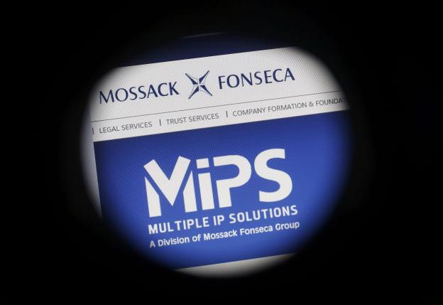 The website of the Mossack Fonseca law firm is pictured through a large format lens in Bad Honnef, Germany April 4, 2016.  REUTERS/Wolfgang Rattay