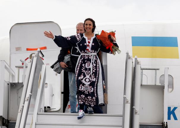 Crimean Tatar singer Susana Jamaladinova, known as Jamala, who won the Eurovision Song Contest, leaves a plane during a welcoming ceremony upon her arrival at Boryspil International Airport outside Kiev, Ukraine, May 15, 2016. REUTERS/Roman Baluk