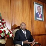 Kenya Central Bank Governor Patrick Njoroge speaks during an interview with Reuters in his office in the capital Nairobi, December 8, 2015. REUTERS/Thomas Mukoya