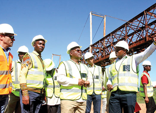 Mhoje_mesquitabridge_photo_jpg