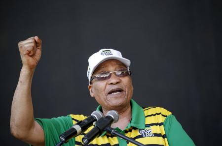 South African President Jacob Zuma addresses supporters of his ruling African National Congress (ANC), at a rally to launch the ANC's local government election manifesto in Port Elizabeth, April 16, 2016. REUTERS/Mike Hutchings