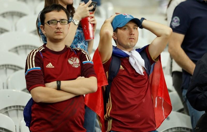Football Soccer - Russia v Slovakia - EURO 2016 - Group B - Stade Pierre-Mauroy, Lille, France - 15/6/16
Russia fans look dejected
REUTERS/Gonzalo Fuentes