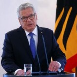 German President Joachim Gauck gives a press statement at the presidential residence Bellevue Palace in Berlin, Germany, June 6, 2016.     REUTERS/Hannibal Hanschke