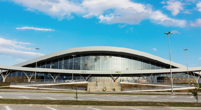 Mhoje_nacalaairport_photo_jpg