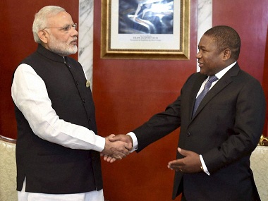 Maputo: Prime Minister Narendra Modi with Mozambique President Filipe Jacinto Nyusi during a restricted meeting  at Presidential Office in Maputo, Mozambique on Thursday. PTI Photo by Kamal Singh (PTI7_7_2016_000096B)