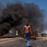 Mhoje_zimprotesters_photo_jpg