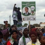 Supporters of Edgar Lungu, leader of the Patriotic Front party (PF), gather during a rally ahead of the presidential elections in the capital, Lusaka, Zambia August 10, 2016. REUTERS/Stella Mapenzauswa