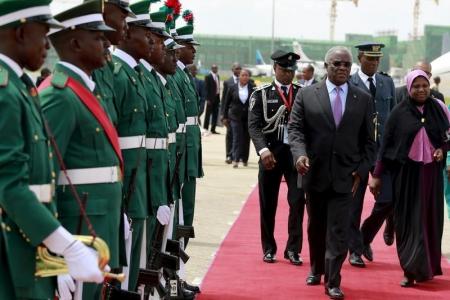 Sao Tome and Principe's President Manuel Pinto da Costa arrives at the airport in Abuja, Nigeria May 28, 2015. REUTERS/Afolabi Sotunde