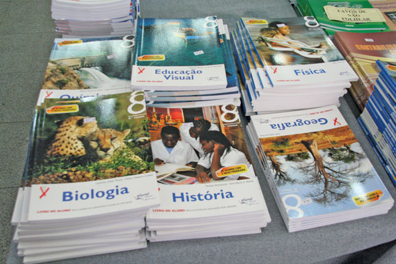 Mhoje_schoolbooks_photo_jpg