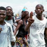 Congolese opposition activists gesture during a march to press President Joseph Kabila to step down in the Democratic Republic of Congo's capital Kinshasa, September 19, 2016. REUTERS/Stringer