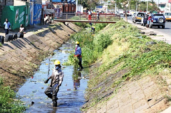 mhoje_maputoditches1_photo_jpg