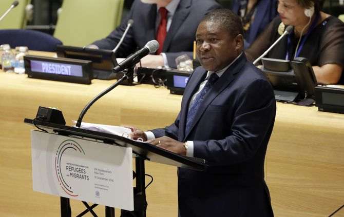 Mozambique President Filipe Nyusi addresses the United Nations Summit for Refugees and Migrants, in the Trusteeship Council Chamber of the United Nations, Monday, Sept. 19, 2016. (AP Photo/Richard Drew) United Nations Refugee Summit