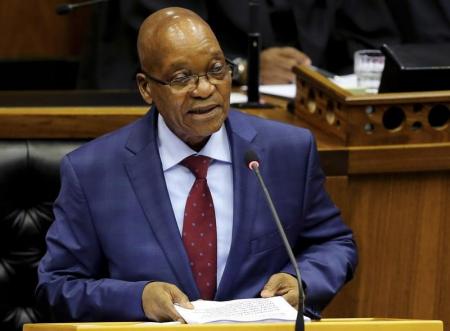South African President Jacob Zuma delivers his State of the Nation address at Parliament in Cape Town, June 17, 2014.   REUTERS/Sumaya Hisham/Pool
