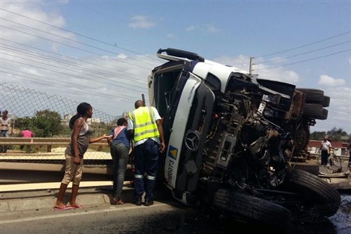 mhoje_accidentmatola_photo_jpg