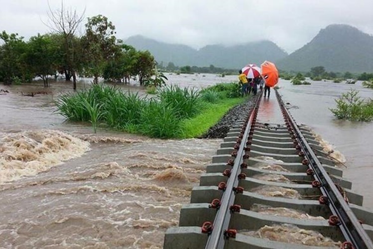 mhoje_floodsfolha_photo_jpg
