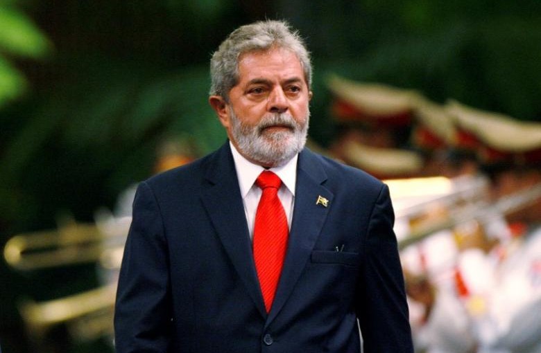 File photo: Brazil's President Luiz Inacio Lula da Silva reviews the honor guard during a reception ceremony at Havana's Revolution Palace January 15, 2008. REUTERS/Claudia Daut/File Photo