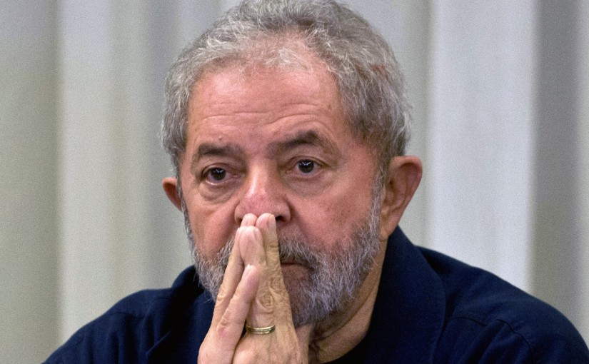 Former Brazilian President (2003-2011) Luiz Inacio Lula da Silva gestures during a meeting with the Workers' Party (PT) members in Sao Paulo, Brazil on March 30, 2015 AFP PHOTO / Nelson ALMEIDA        (Photo credit should read NELSON ALMEIDA/AFP/Getty Images)