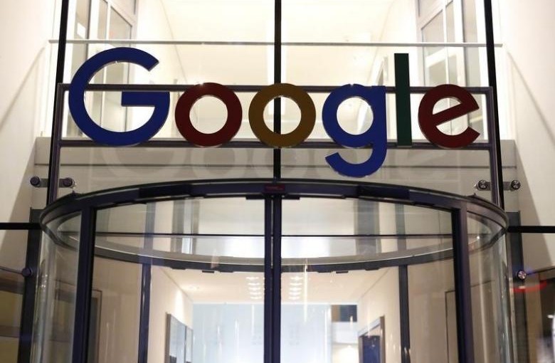 The Google logo adrons the entrance of Google Germany headquarters in Hamburg, Germany July 11, 2016.  REUTERS/Morris Mac Matzen