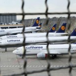 Planes stand on the tarmac during a pilots strike of German airline Lufthansa at Frankfurt airport, Germany, November 23, 2016. REUTERS/Ralph Orlowski/File Photo