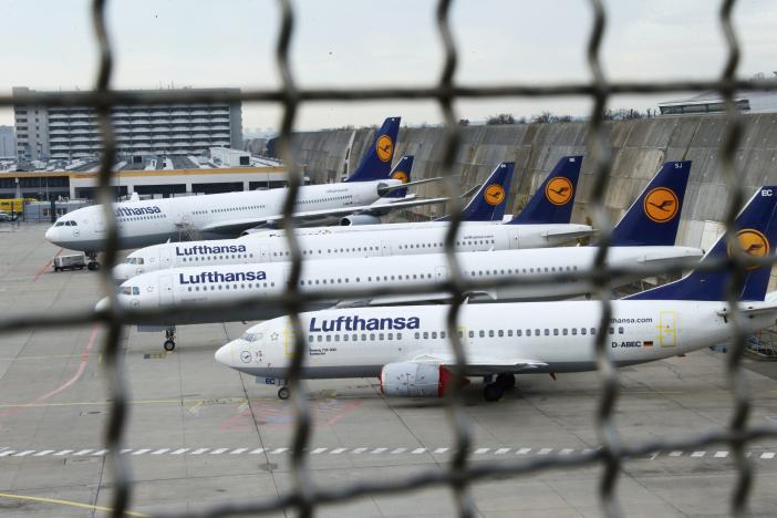 Planes stand on the tarmac during a pilots strike of German airline Lufthansa at Frankfurt airport, Germany, November 23, 2016. REUTERS/Ralph Orlowski/File Photo