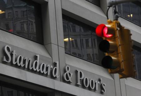 A view shows the Standard & Poor's building in New York's financial district February 5, 2013 file photo.REUTERS/Brendan McDermid