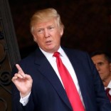 U.S. President-elect Donald Trump talks to members of the media at Mar-a-Lago estate in Palm Beach, Florida, U.S., December 21, 2016. REUTERS/Carlos Barria