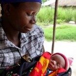 mozambique-mother-and-newborn-424x238