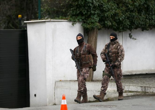 Police special forces patrol outisde the Reina nightclub which was attacked by a gunman, in Istanbul, Turkey, January 3, 2017. REUTERS/Osman Orsal