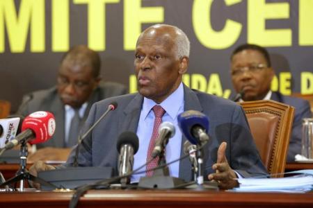 Angolan President and MPLA leader Jose Eduardo dos Santos attends a party central committee at a meeting in Luanda, Angola, December 2, 2016. REUTERS/Herculano Coroado