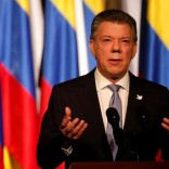 Colombia's President Juan Manuel Santos gives his speech after signing a new peace accord with Marxist FARC rebel leader Rodrigo Londono, known as Timochenko, in Bogota, Colombia November 24, 2016. Picture Taken November 24, 2016. REUTERS/Jaime Saldarriaga