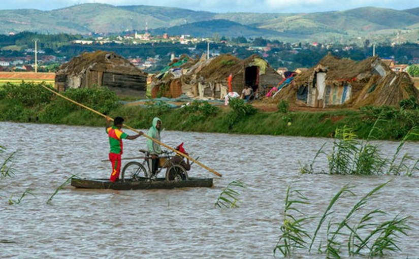 Madagascar_Cyclone_54409