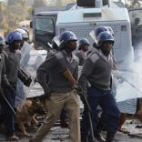 Zim_riot_police4