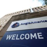anglo-american-plcs-south-african-headquarters-as-ceo-cynthia-carroll-quits-9-555x370 (1)