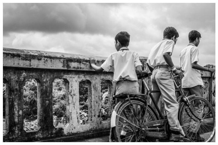 Boys_BW_750x500