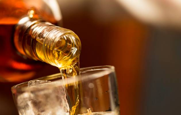 istock_alcohol