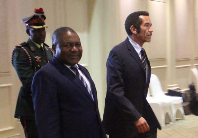 nyusi.khama.bots